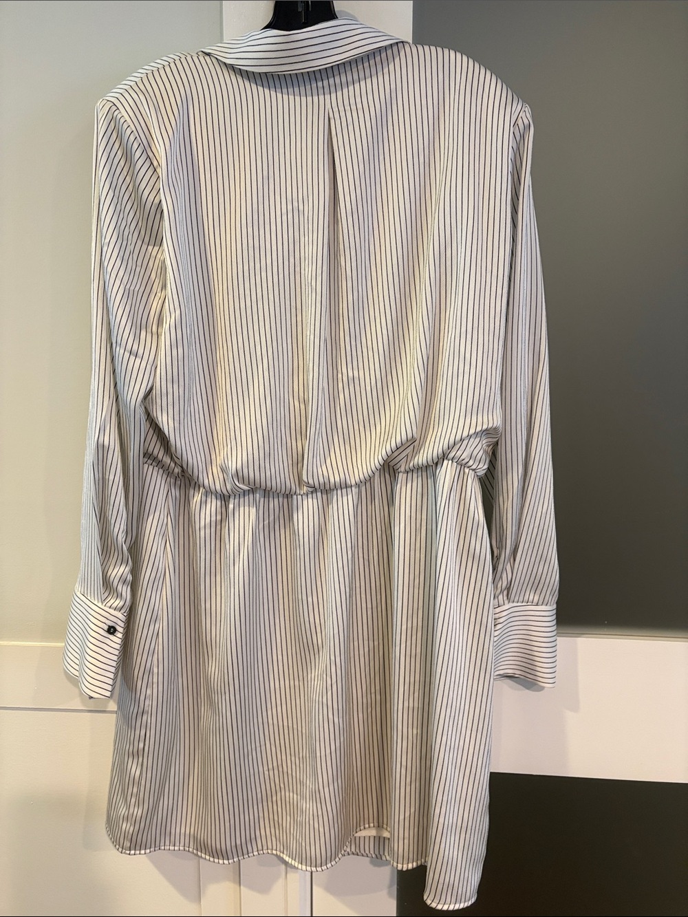 BCBG New York White with Black Pinstripes, Long Sleeve Shirt Dress Size XL NWT - Picture 6 of 9